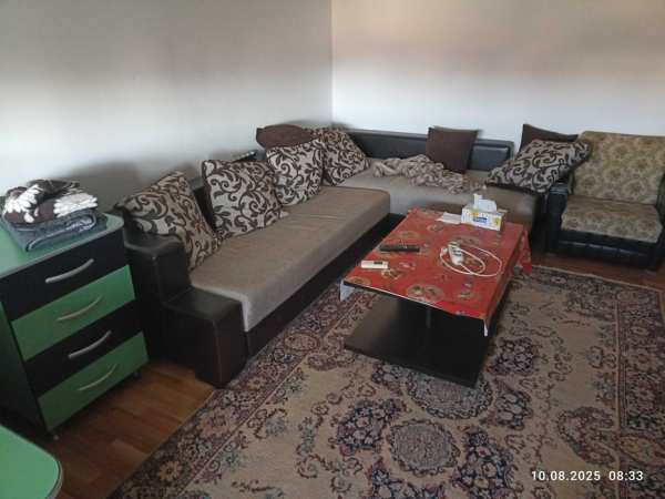 Inchiriez apartament 4 camere oradea