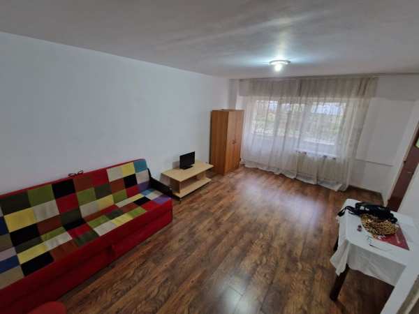 Garsoniera de închiriat Costin Georgian confort 1 sporit