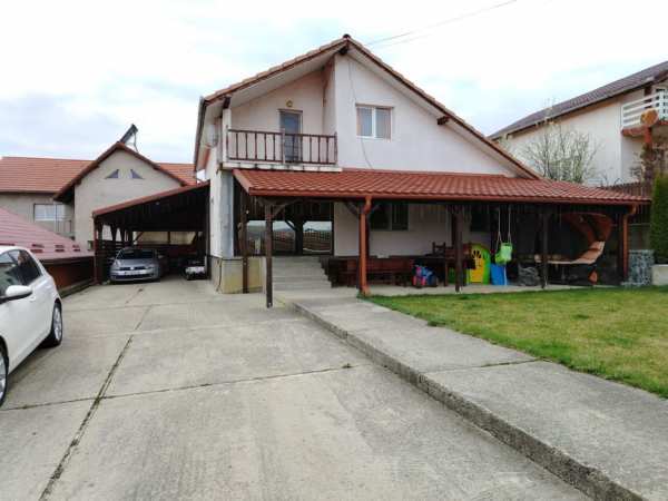 Casă de vanzare Criseni (salaj)