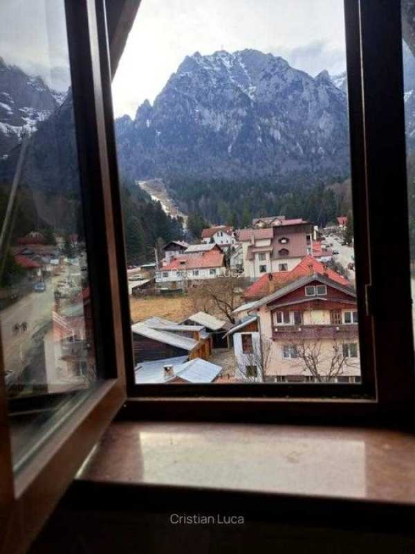 Apartament 3 camere, 100 mp, partia Calinderu