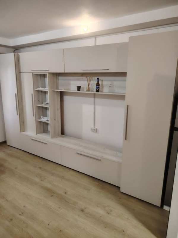 Vind garsoniera mobilata