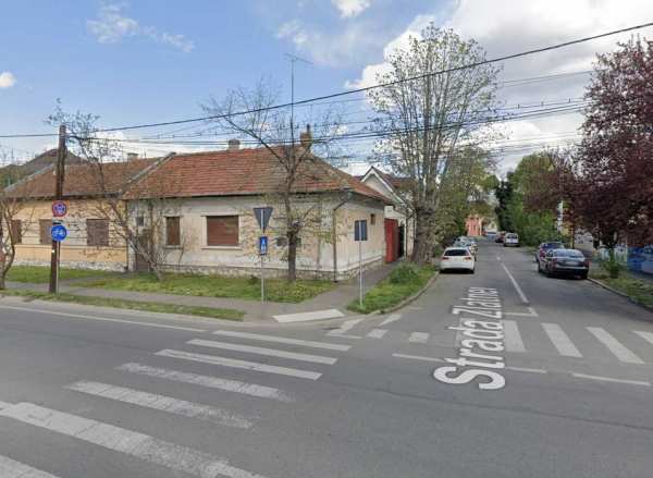 Inchiriez casa str Horea