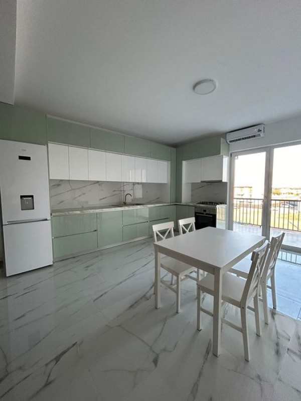 Apartament de lux cu 3 camere, DIRECT de la proprietar, bloc nou