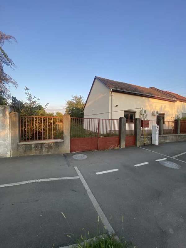 Casa Calea Bogdanestilor de inchiriat