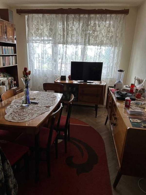 Vand apartament 3 camere decomandat Onesti