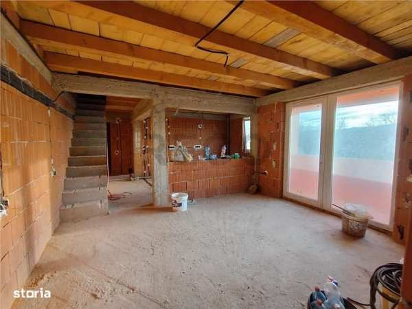 Reco Apartament cu 5 camere Beius