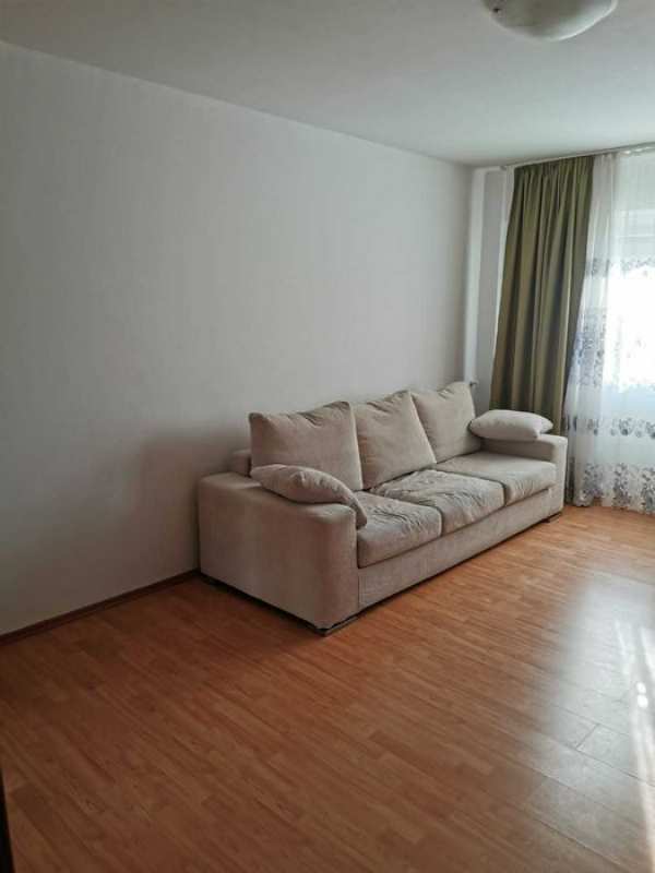 inchiriez apartament 2 camere