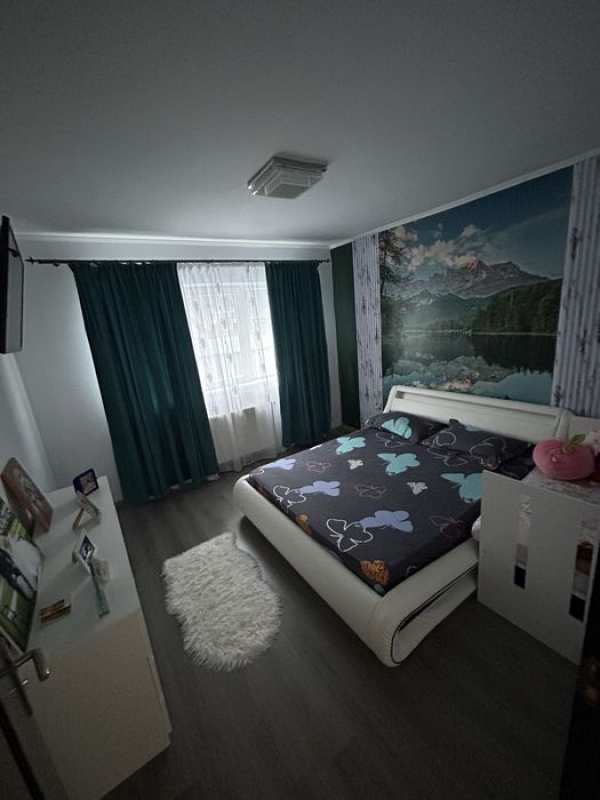 Apartament etaj 1, bloc nou.