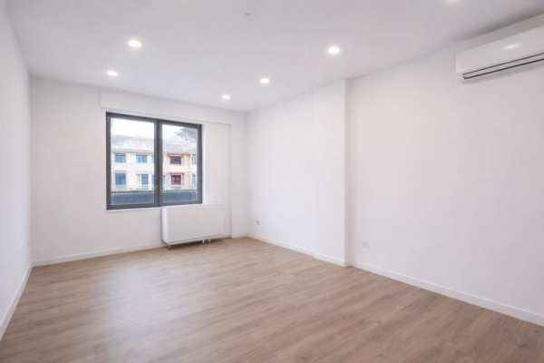 Spatiu nou de inchiriat, 80 mp, Parter, Cladire noua, langa Kaufland