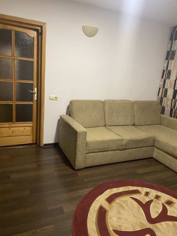 Inchiriez apartament 3 camere zona Mărăței