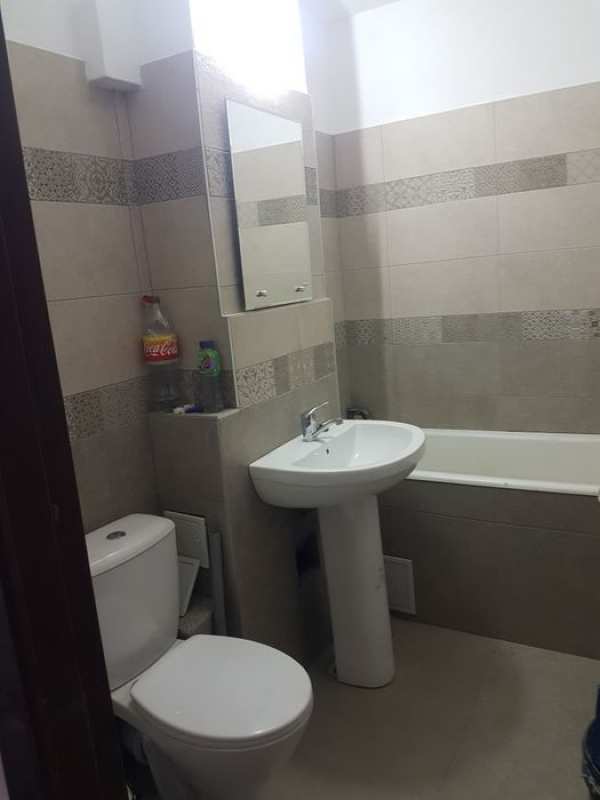 apartament 2 camere de inchiriat