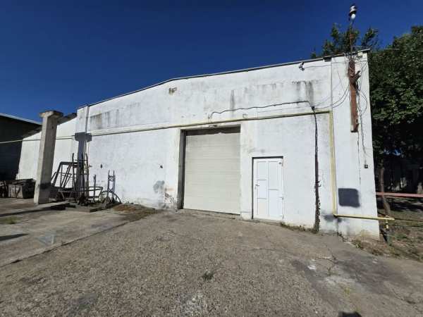 Închiriez hală 500mp Iași zona Dancu