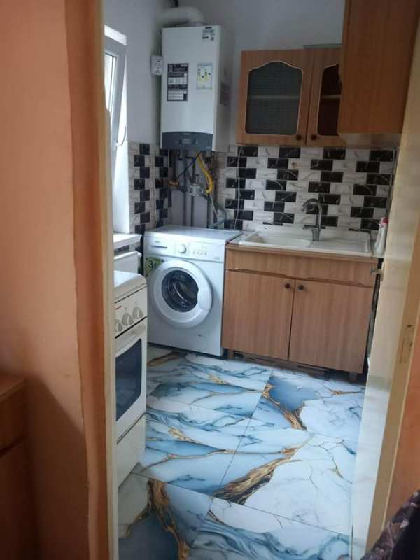 Garsoniera de inchiriat