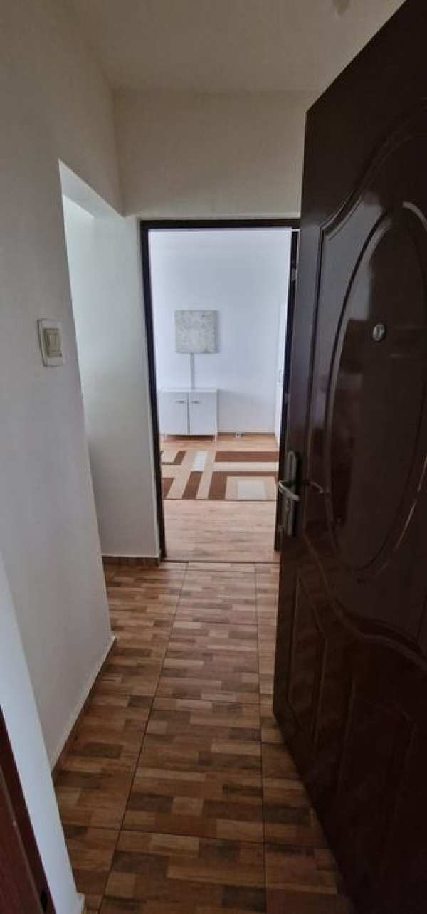 Chirie apartament 3 camere