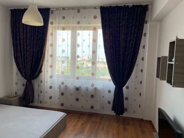 Cartierul latin 3 camere mobilat complet