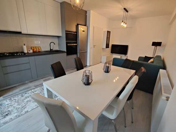 Studio de închiriat