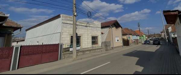 Vand casa, semifinisata. Propietar!