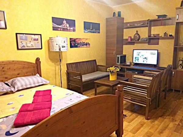 Proprietar inchiriez apartament 3 camere Piata Iancului Metrou