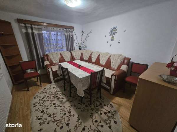 Casă de închiriat în Curtea de Argeș