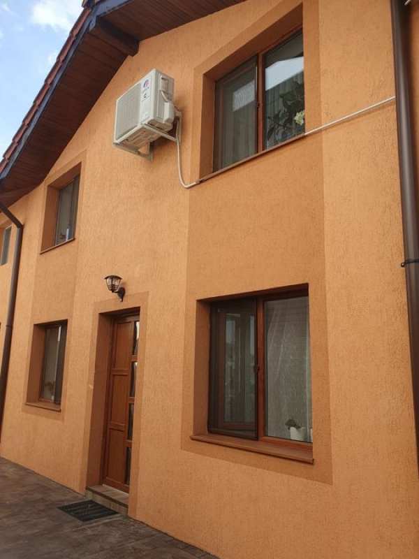 Casa insiruita de inchiriat Aradul Nou