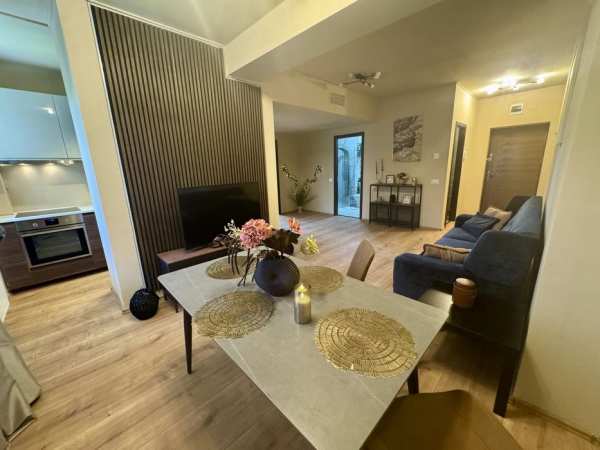 Apartament superb 3 camere Herastrau direct proprietar