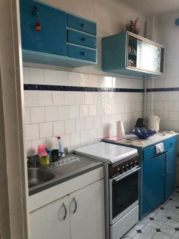Vand apartament ultracentral cu 2 camere 3/4  Emil Zola
