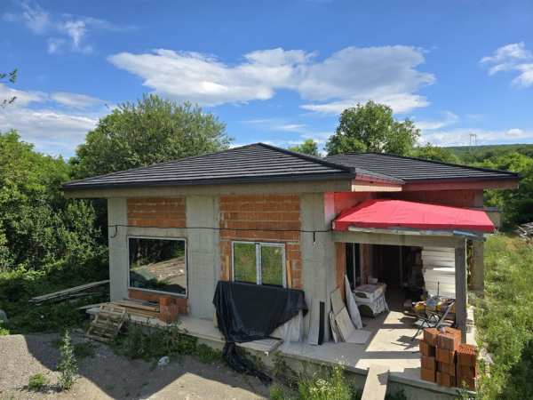 Casa de Vânzare Comuna Banesti ,str Drumul Urletei