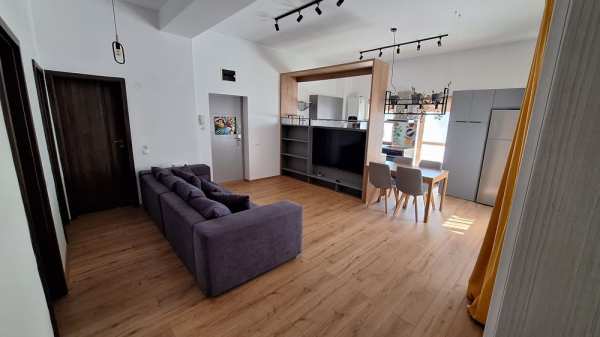 Apartament 4 camere | 80 m² + terasa 20 m² | Doamna Stan