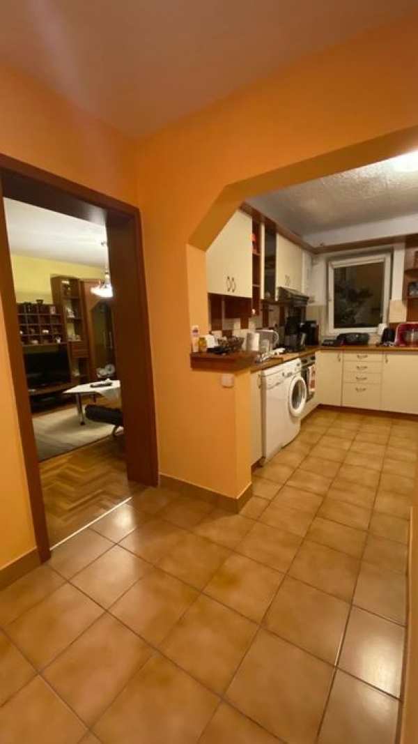 Apartament 3 camere Rupea