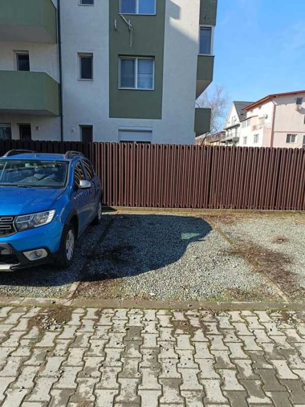 Loc de parcare de inchiriat