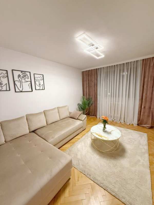 Inchiriez apartament 2 camere zona Iulius Mall