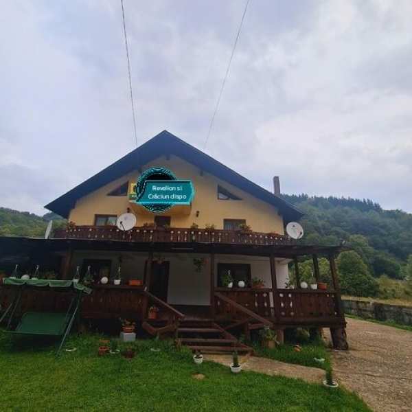 Vila de închiriat