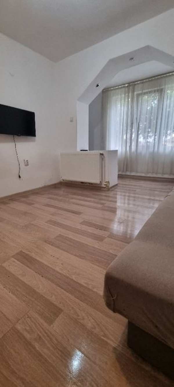 Închiriere apartament 2  camere parter în regim hotelier sau pe termen