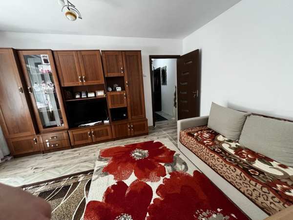 Apartament 3 camere