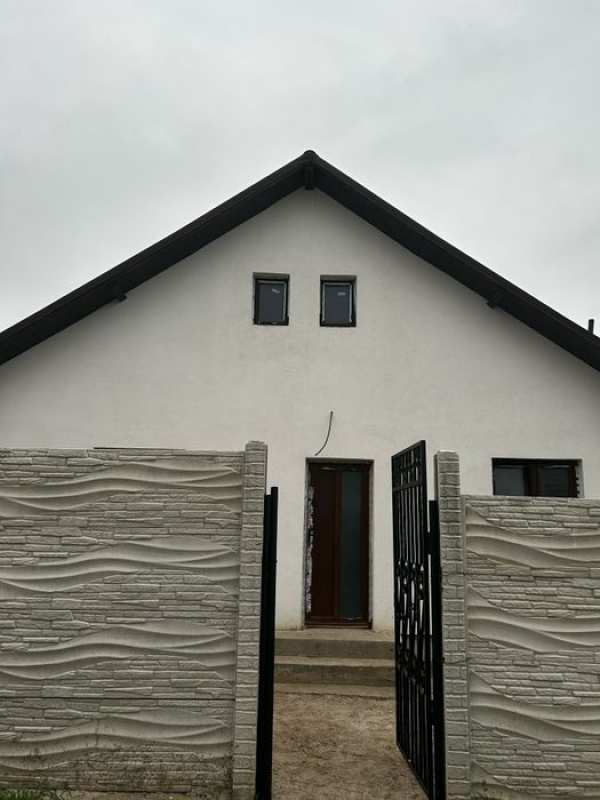 Casă nouă la cheie în Lumina