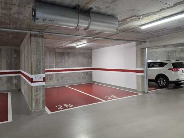 Pachet 2 parcari + 2 boxe