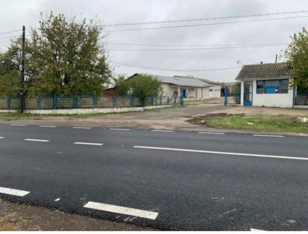 Hale de Inchiriat  5000 m+ teren in Fetesti Gara Str Depoului Nr 57 !!