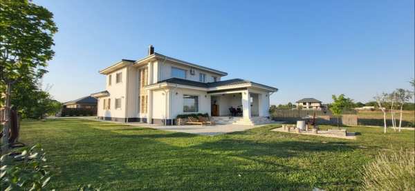 Casa -  Vila în Buftea- Crevedia