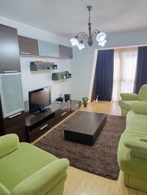 Apartament central complet mobilat -2 camere + loc de parcare