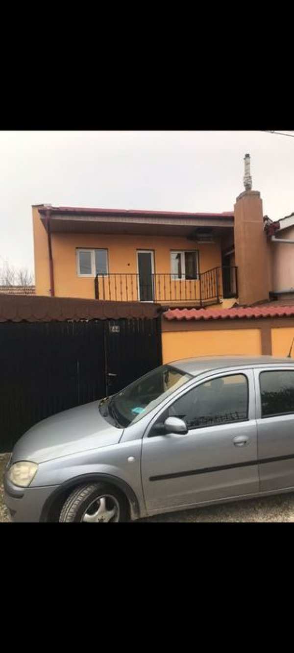 Casa de închiriat