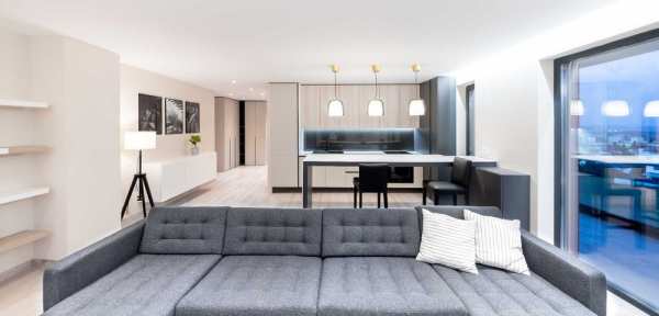 PF dau in chirie apartament de lux 3 camere A Muresanu str Presecan bloc nou cu priveliste