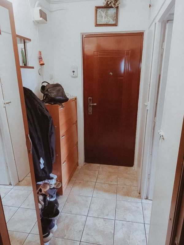 Inchiriez apartament cu doua camere