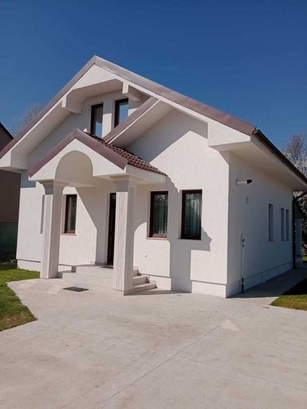 Casa de inchiriat in Bercu Rosu drumul  Frunzelor