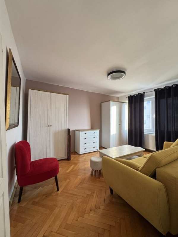 De inchiriat apartament cu 3 camere in cartier Tudor, zona Dacia