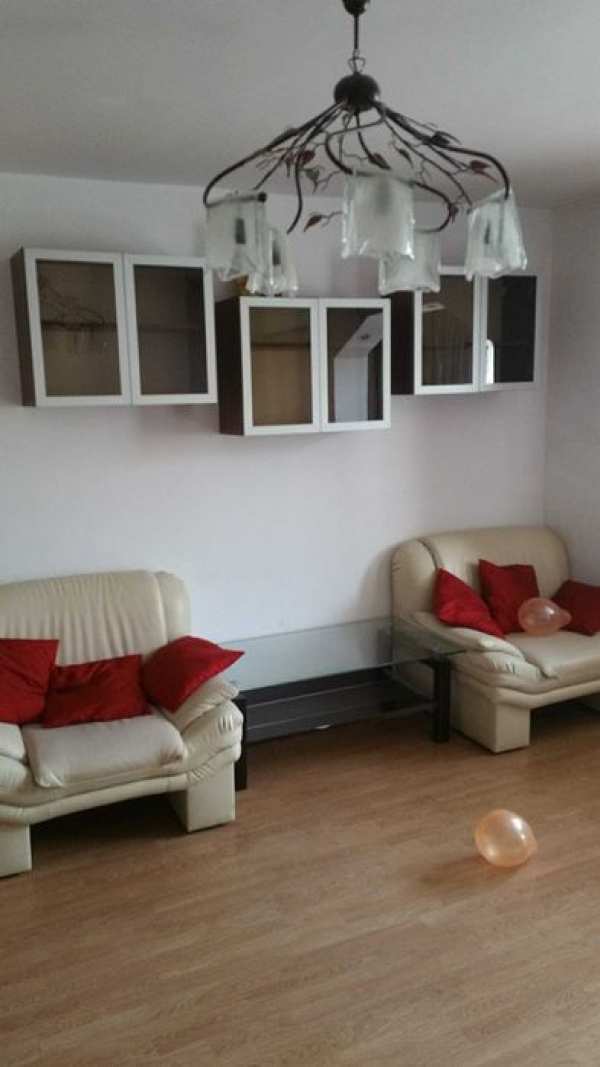 Închiriez apartament 2 camere