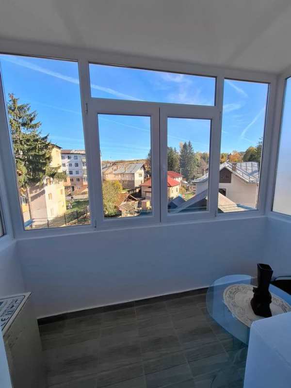 Apartament  2 camere Renovat  - zona Visoi, Campulung Muscel