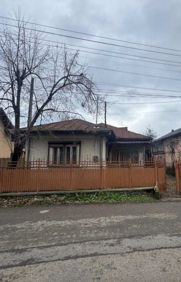Casa De Vanzare Filipestii de Padure