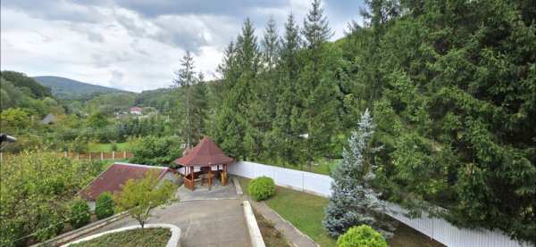 Proprietate superba cadru natural de vis str Slatina-Luncani