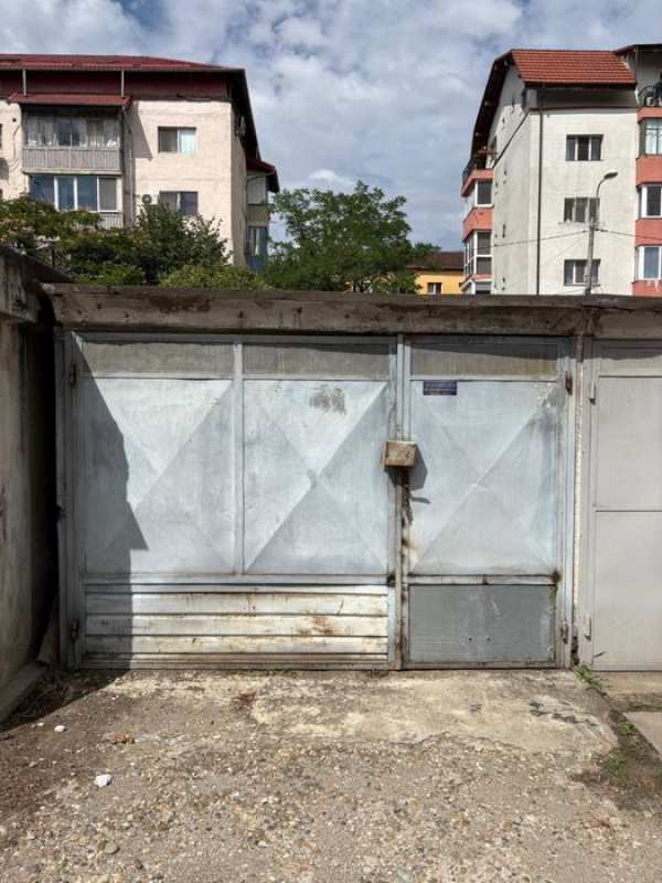 Inchiriez Garaj Pe Calea Aradului