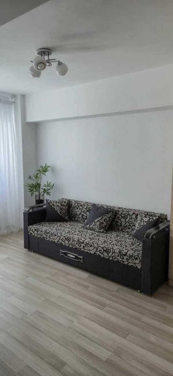 Garsoniera - de inchiriat